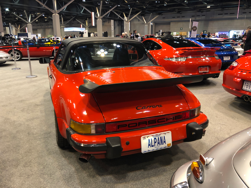 Illustration for article titled 2020 Saint Louis Auto Show, a.k.a, why the '78 911 SC is perfect.
